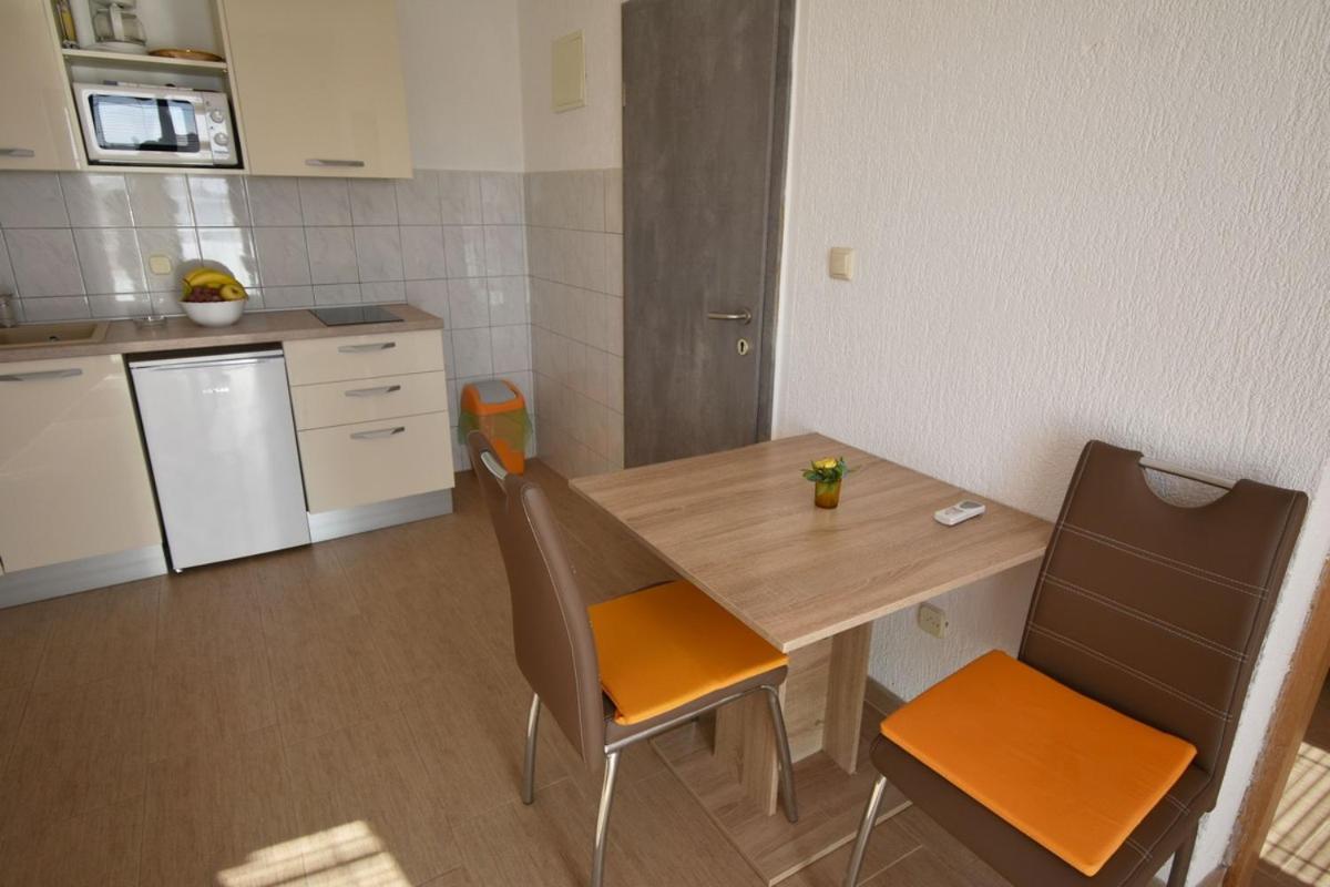 Denjak Apartments Kornić Eksteriør bilde